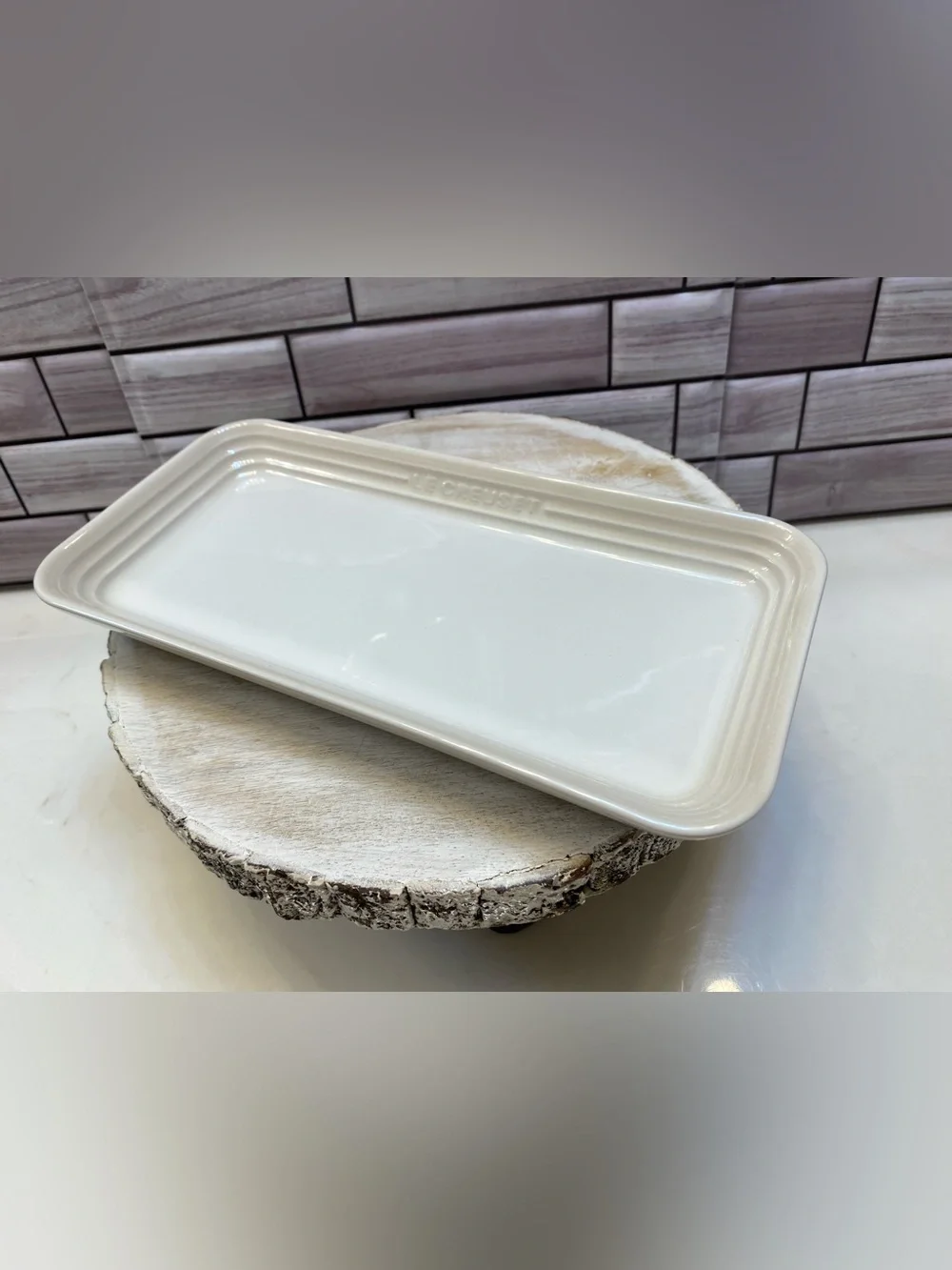 Le Creuset ❤️Stoneware  Rectangular Plate Meringue M 25cm 5x10” NWT